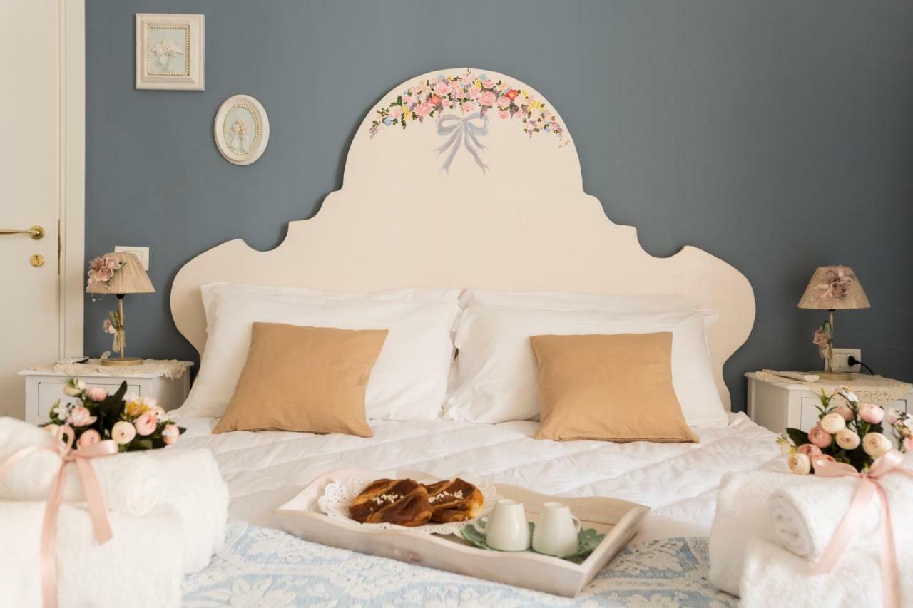 La Maison Romantique เนเปิลส์ ภายนอก รูปภาพ