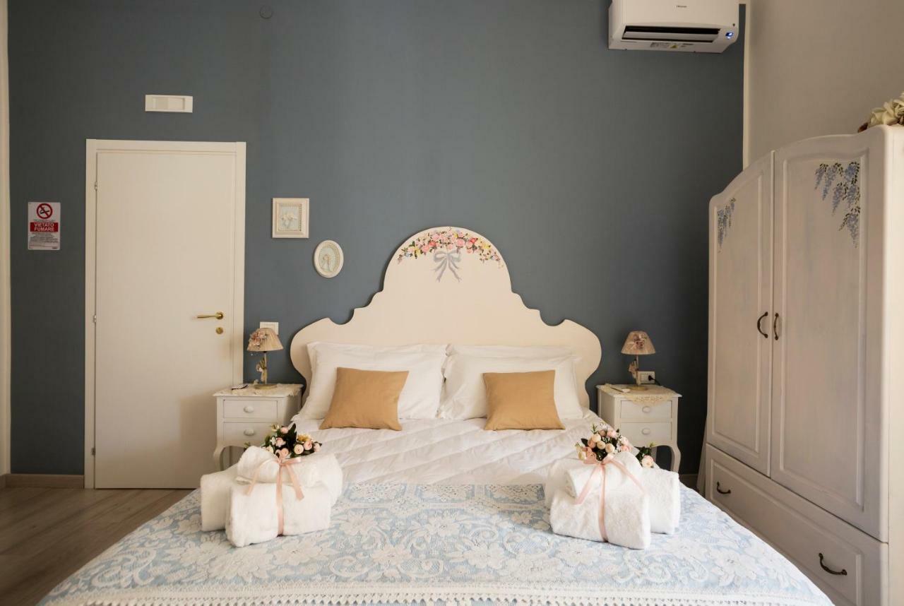 La Maison Romantique เนเปิลส์ ภายนอก รูปภาพ